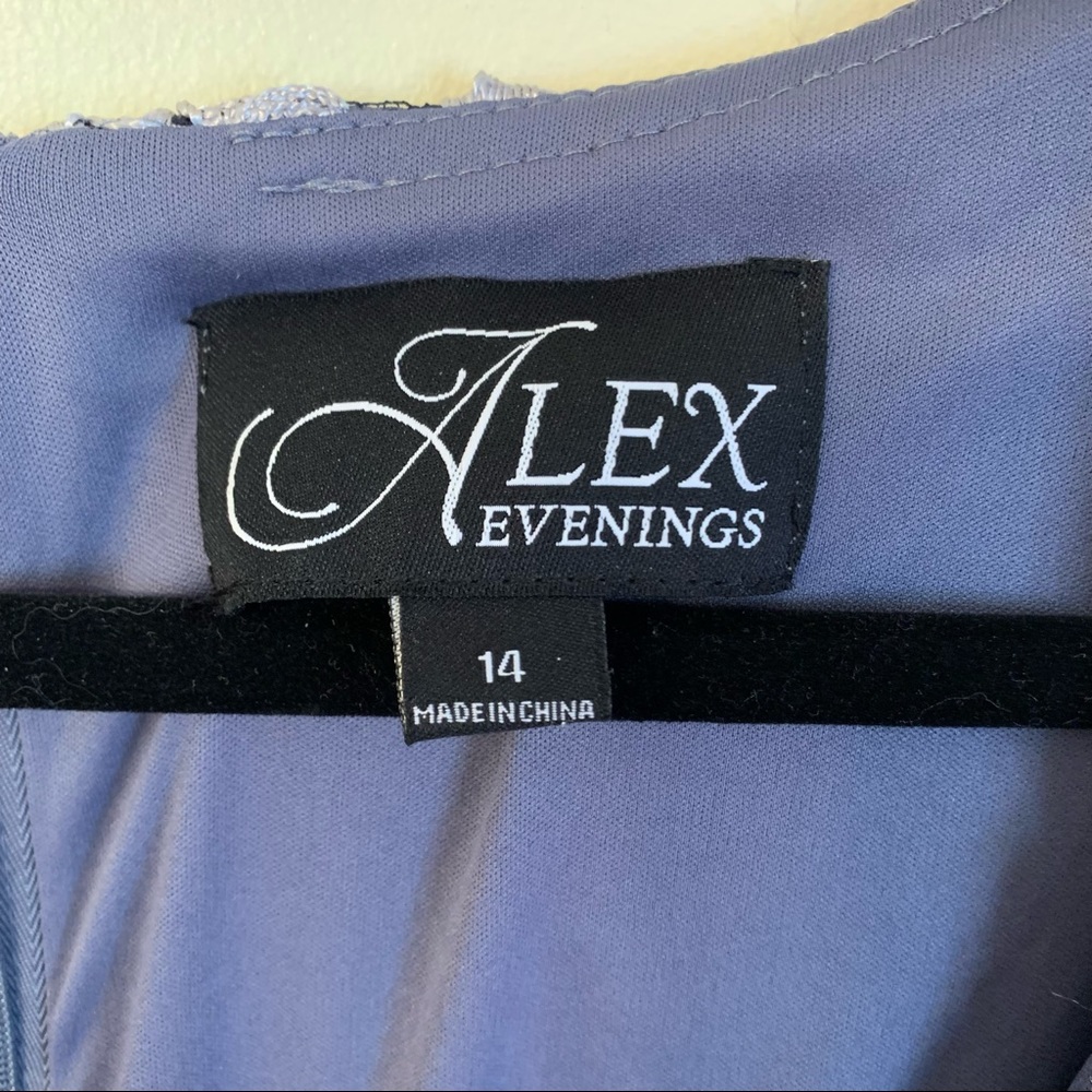 Alex Evenings Size 14 Navy/Silver w/ Sequins Cap Sleeve Dress - Picture 6 of 10